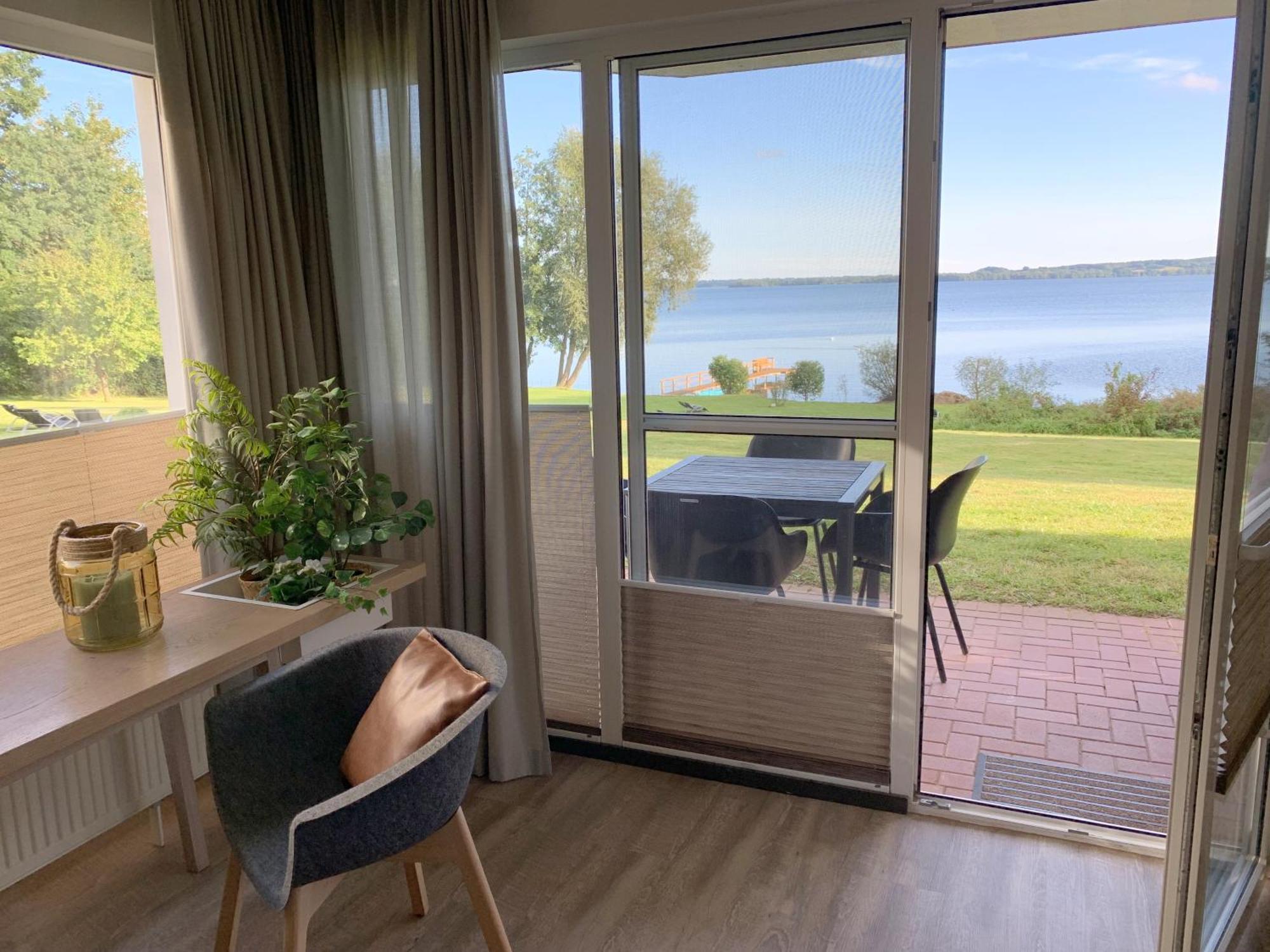 Ferienwohnung Am See Mit Terrasse 阿舍贝格 外观 照片