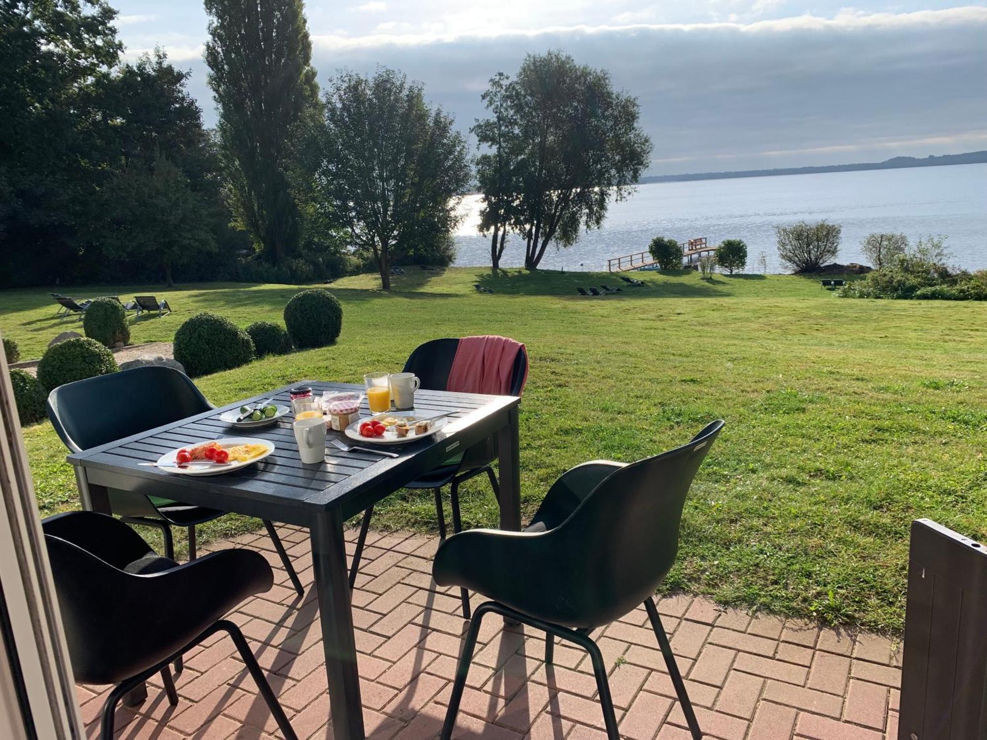 Ferienwohnung Am See Mit Terrasse 阿舍贝格 外观 照片