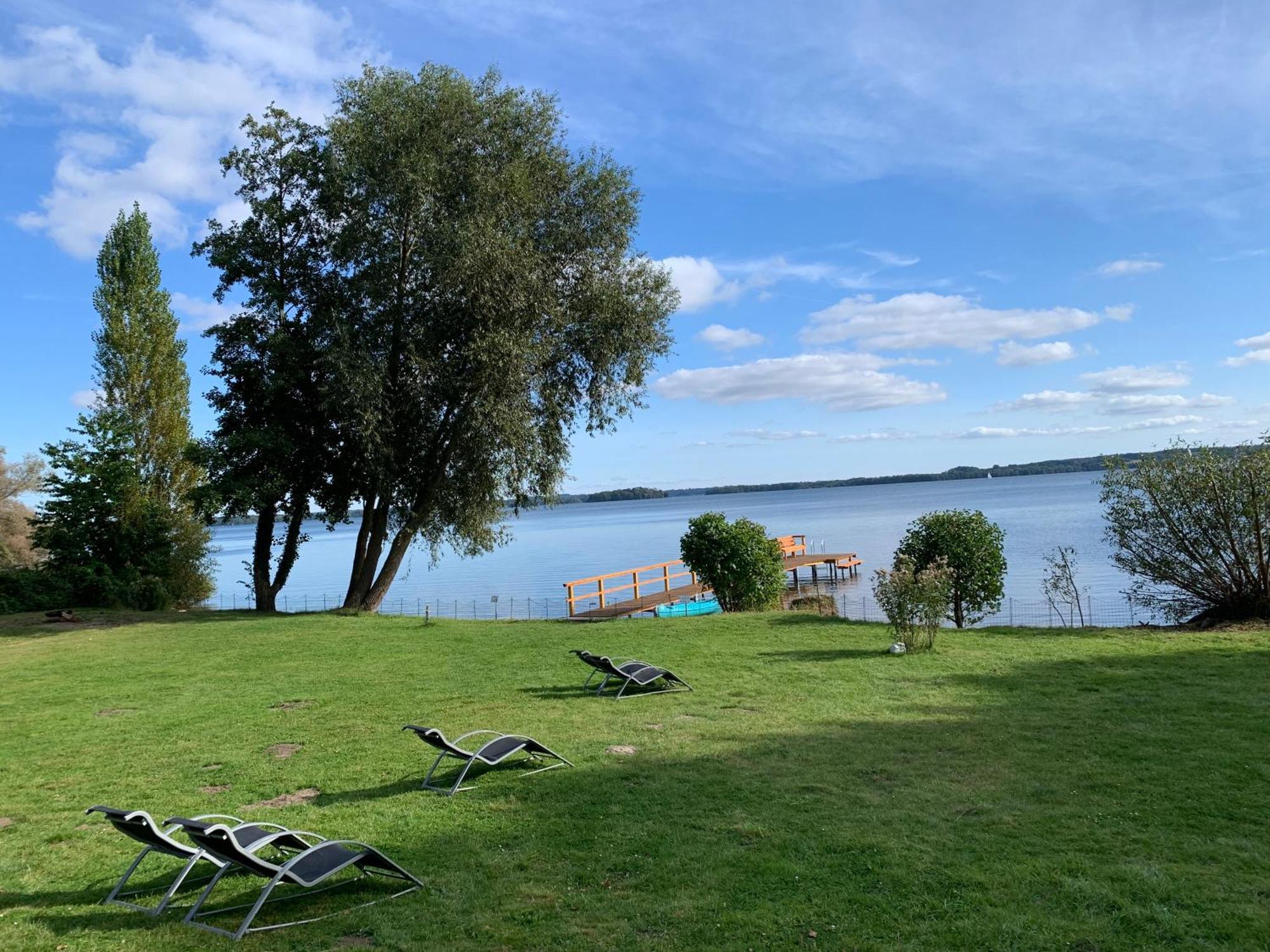 Ferienwohnung Am See Mit Terrasse 阿舍贝格 外观 照片